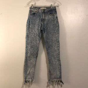 DONATING SOON make an offer! Zara skinny jean
